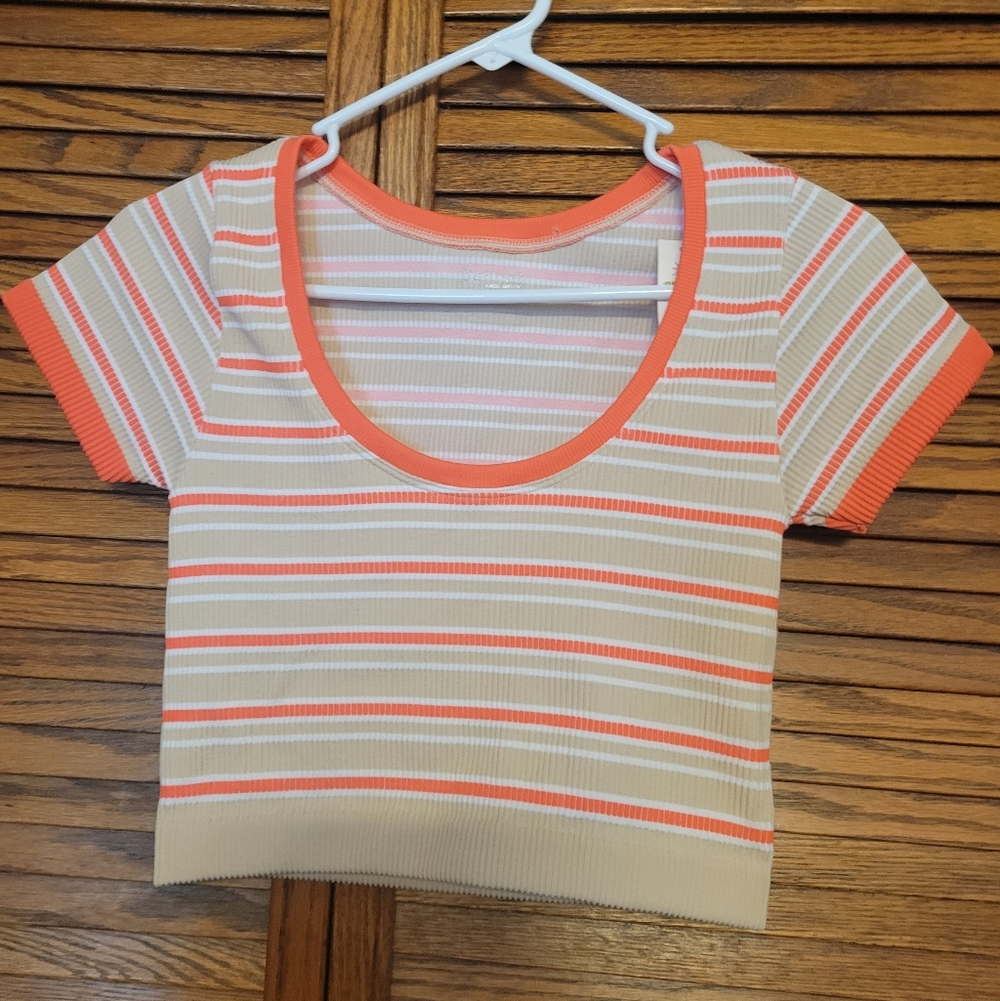 Offline By Aerie NWT Striped Short Sleeve Crop Top Size Small